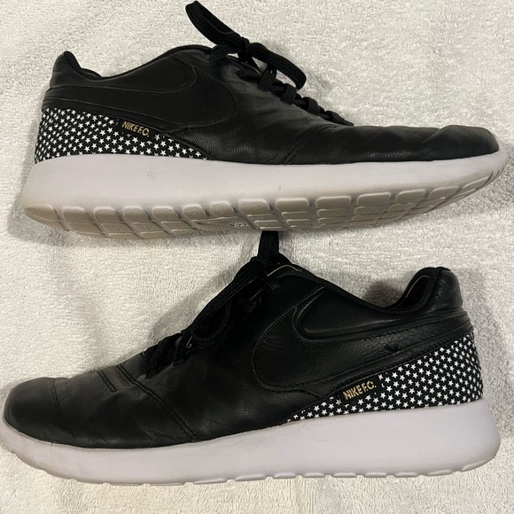 Nike FC Men’s Sneakers - Picture 1 of 9